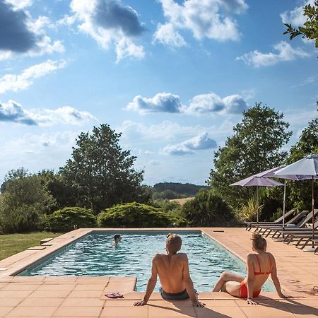 Au Mas Des Calmettes Bed & Breakfast Parisot  Dış mekan fotoğraf