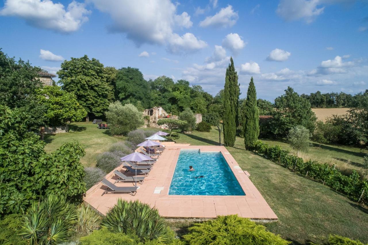 Au Mas Des Calmettes Bed & Breakfast Parisot  Dış mekan fotoğraf