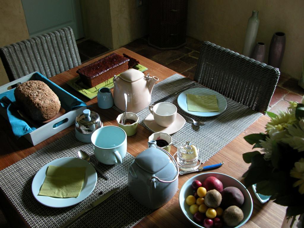 Au Mas Des Calmettes Bed & Breakfast Parisot  Dış mekan fotoğraf