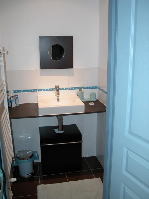 Au Mas Des Calmettes Bed & Breakfast Parisot  Oda fotoğraf
