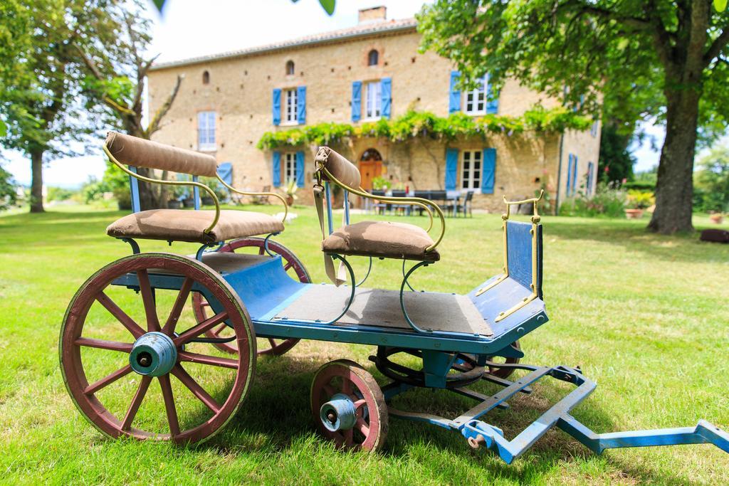 Au Mas Des Calmettes Bed & Breakfast Parisot  Dış mekan fotoğraf